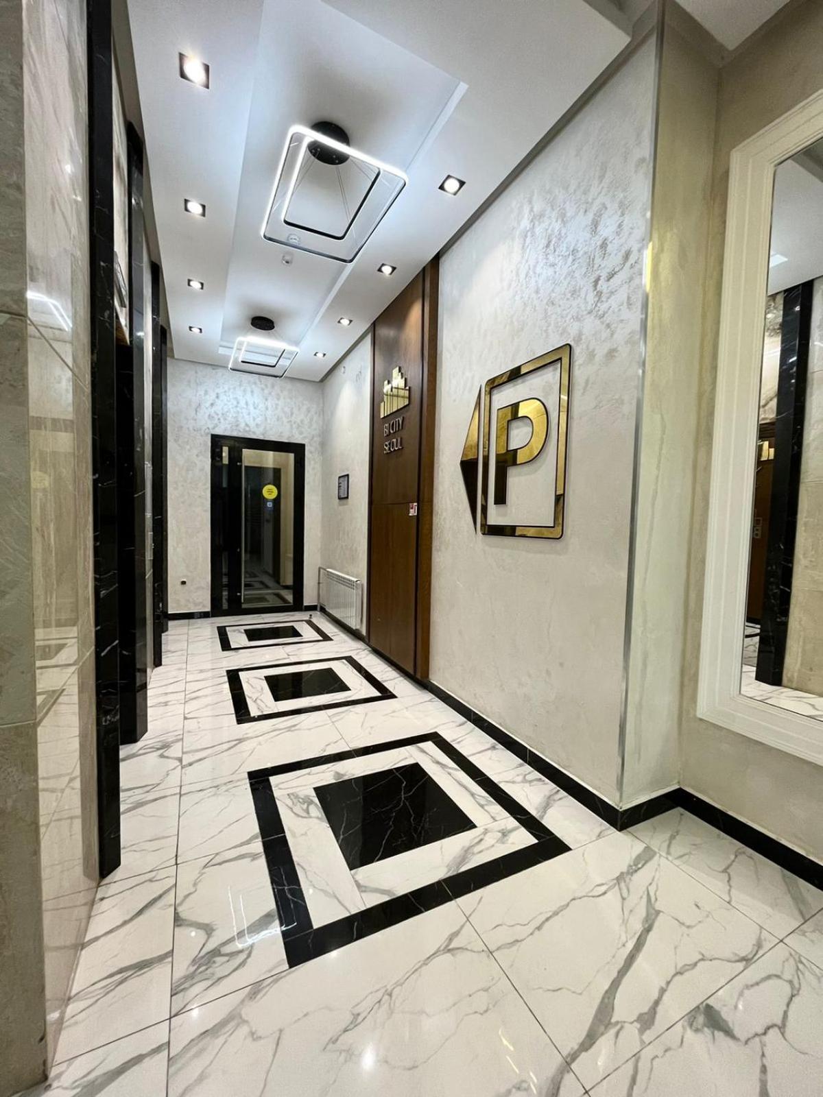 Raisson H346 шатыр Apartment *